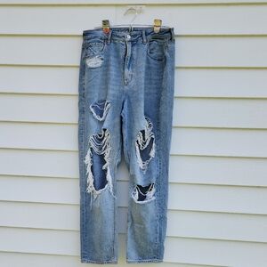 American Eagle Outfitters Light Blue Denim Highest Rise Mom Jeans